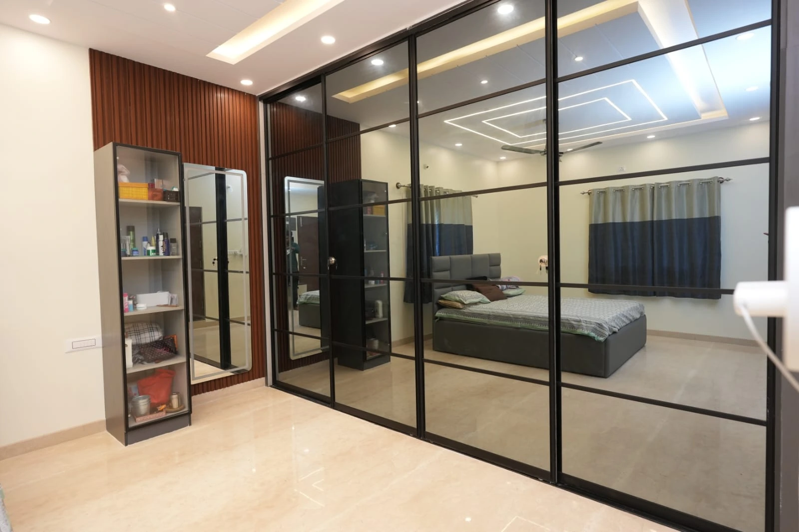bedroom  9